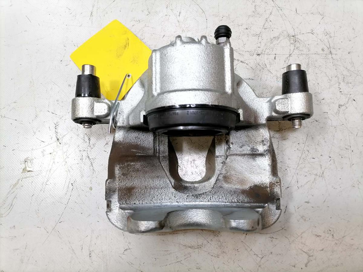 VW Passat B9 original Bremssattel vorn rechts 2,0TDI 110KW Bj.2024